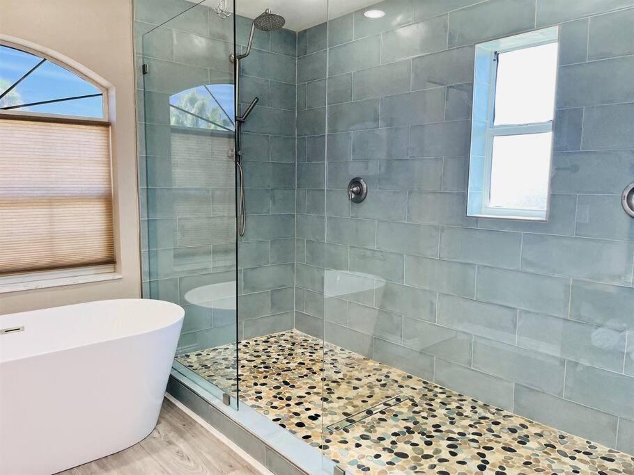 Holiday home 6 Bedrooms 4 Bath With And Heated Pool Clearwater Beach