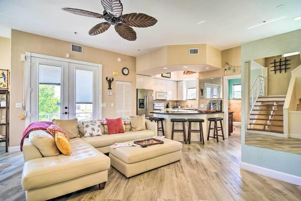 Beachview Town Holiday home *
