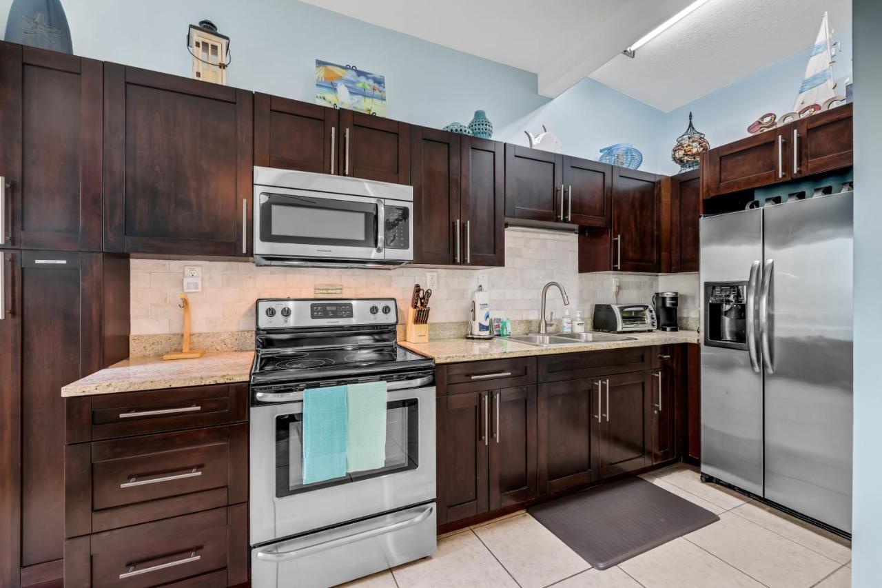 Apartment 53 Steps To Clearwater Beach