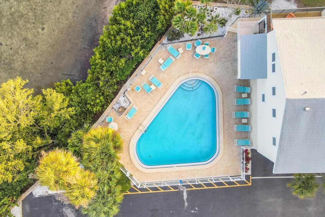 Apartment Island Time *