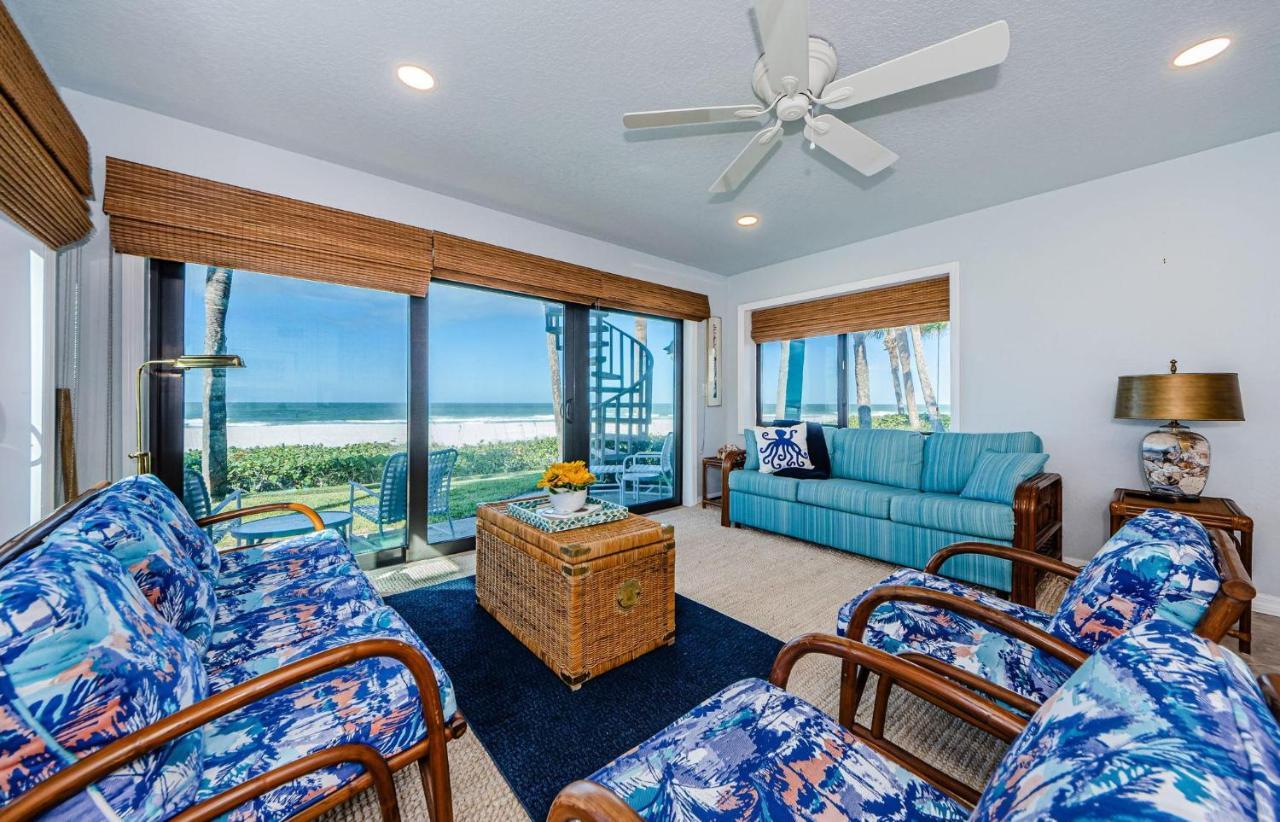 Beachfront Aldea 11 *