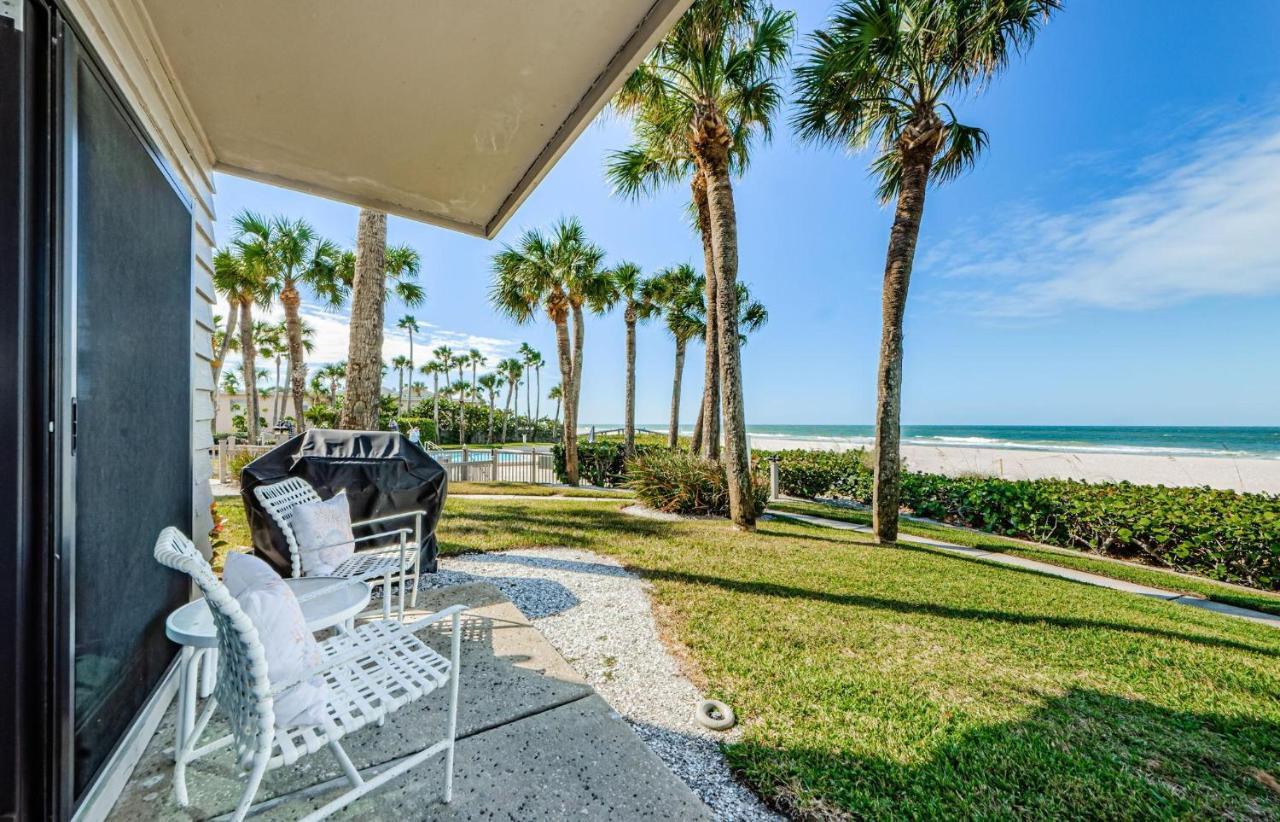 Beachfront Aldea 11 *