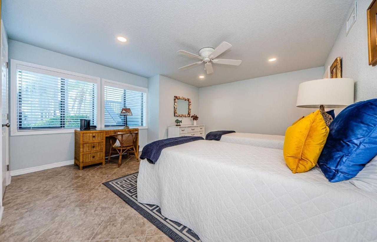 Beachfront Aldea 11 Holiday home Clearwater Beach