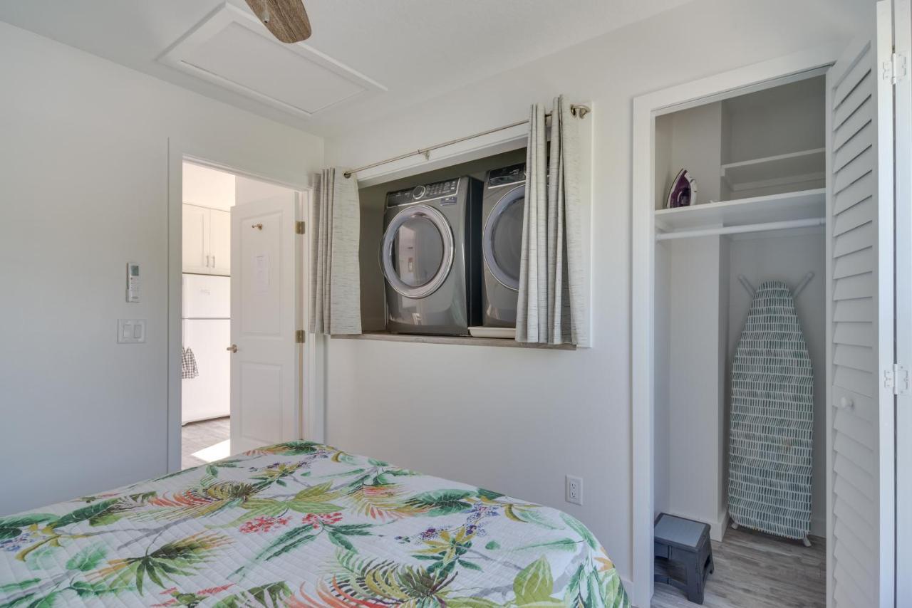 Apartment Indian Rocks Getaway With Balcony And Bay View!