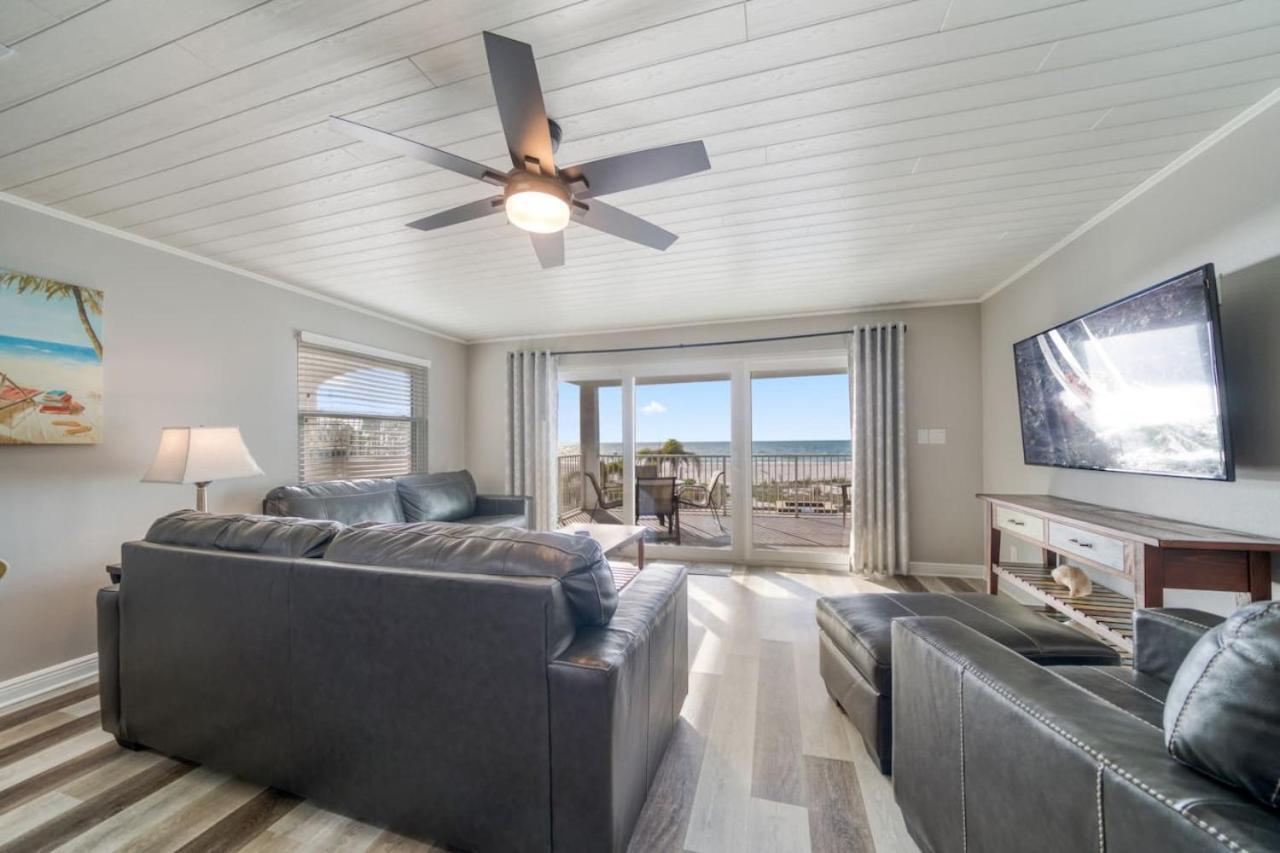 Four Shores Unit 2 Sunset Direct Gulf With Pool And * Clearwater Beach