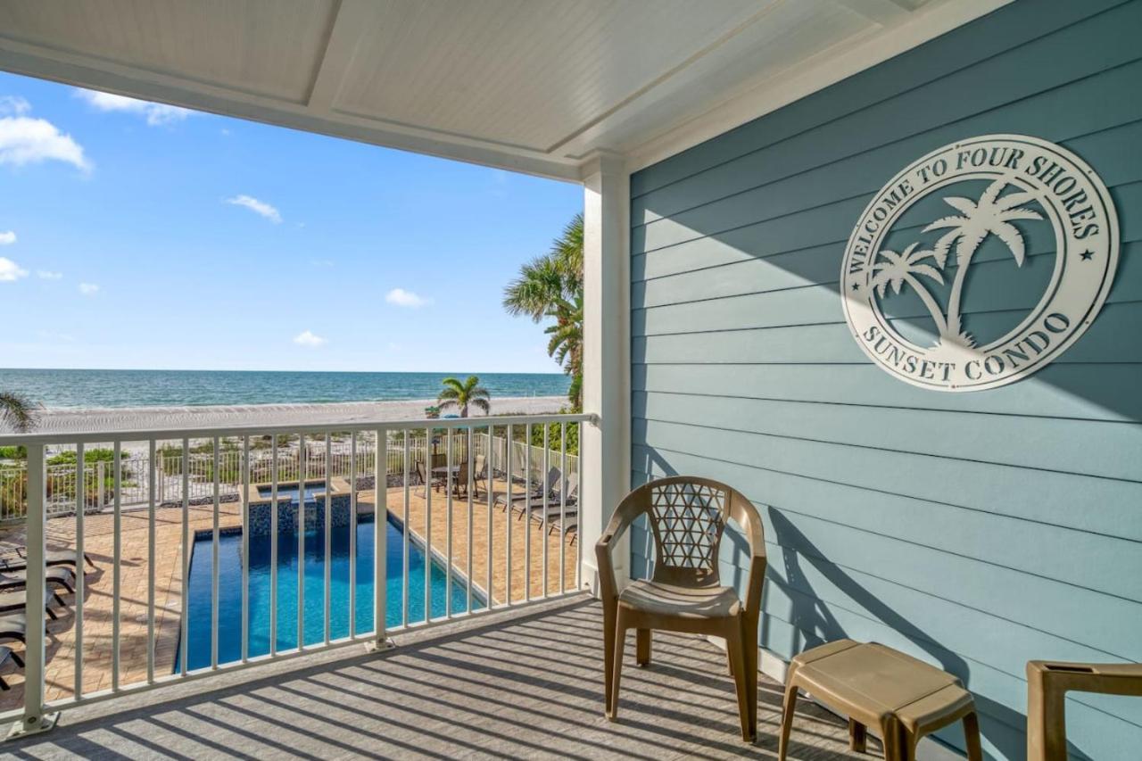 Four Shores Unit 2 Sunset Direct Gulf With Pool And Holiday home *