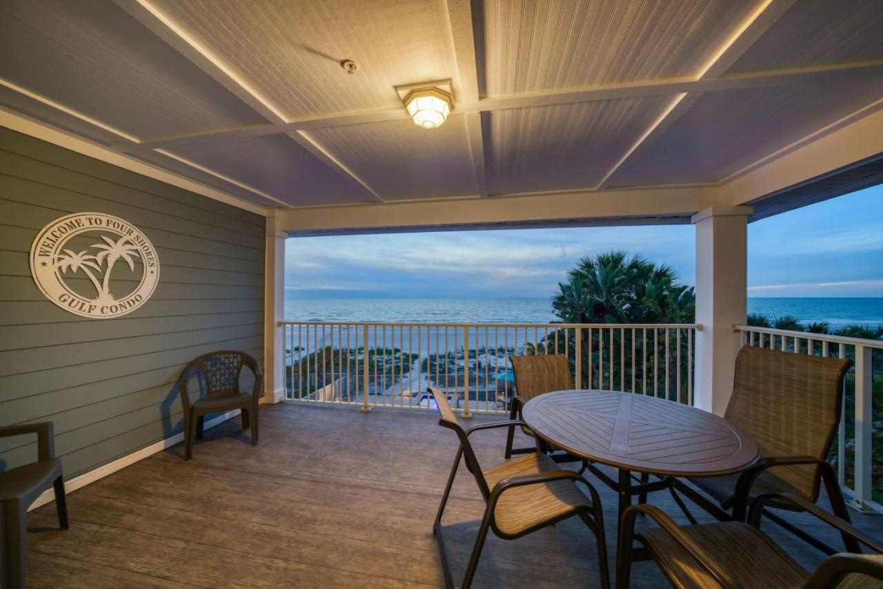 Four Shores Unit 3 Gulf Direct Gulf With Pool And Clearwater Beach
