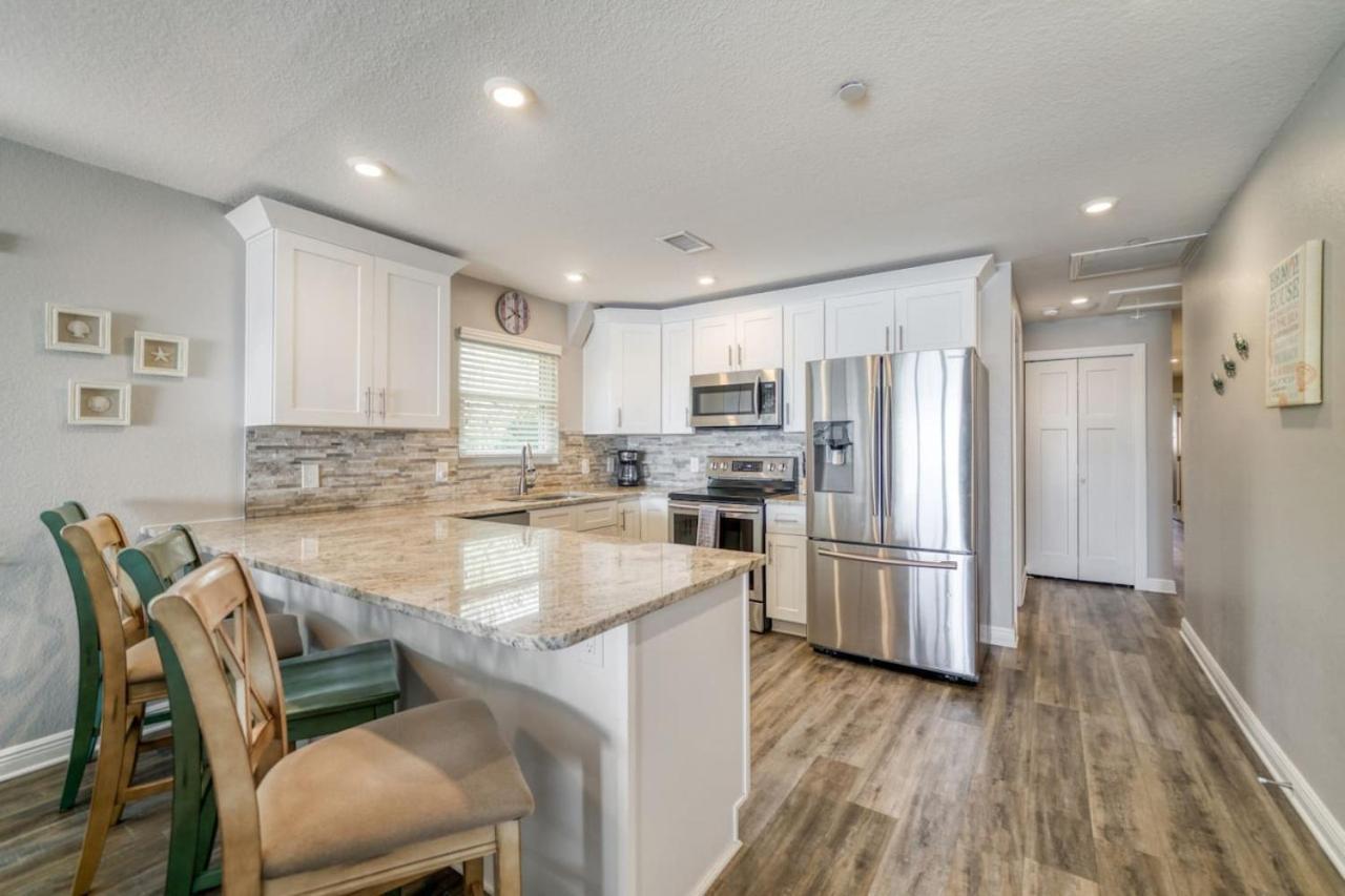 Holiday home Four Shores Unit 3 Gulf Direct Gulf With Pool And Clearwater Beach