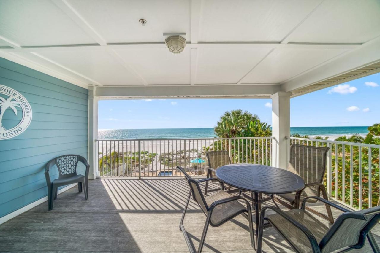 Four Shores Unit 3 Gulf Direct Gulf With Pool And Holiday home Clearwater Beach