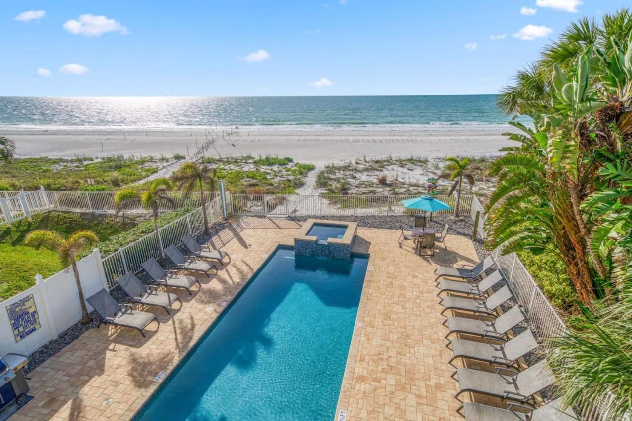 Four Shores Unit 3 Gulf Direct Gulf With Pool And Holiday home *