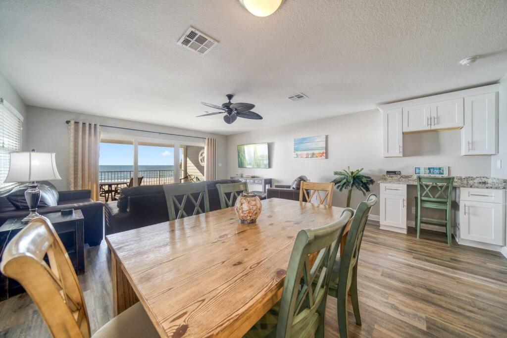 Holiday home Four Shores Unit 1 Direct Gulf With Pool & Clearwater Beach