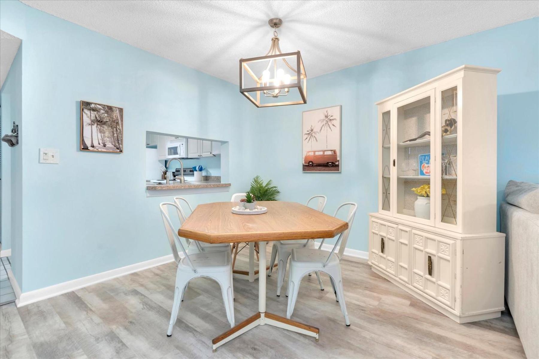 Indian Shores Waterway View, Walk To Beach, Pool Hot Tub, Dock * Clearwater Beach