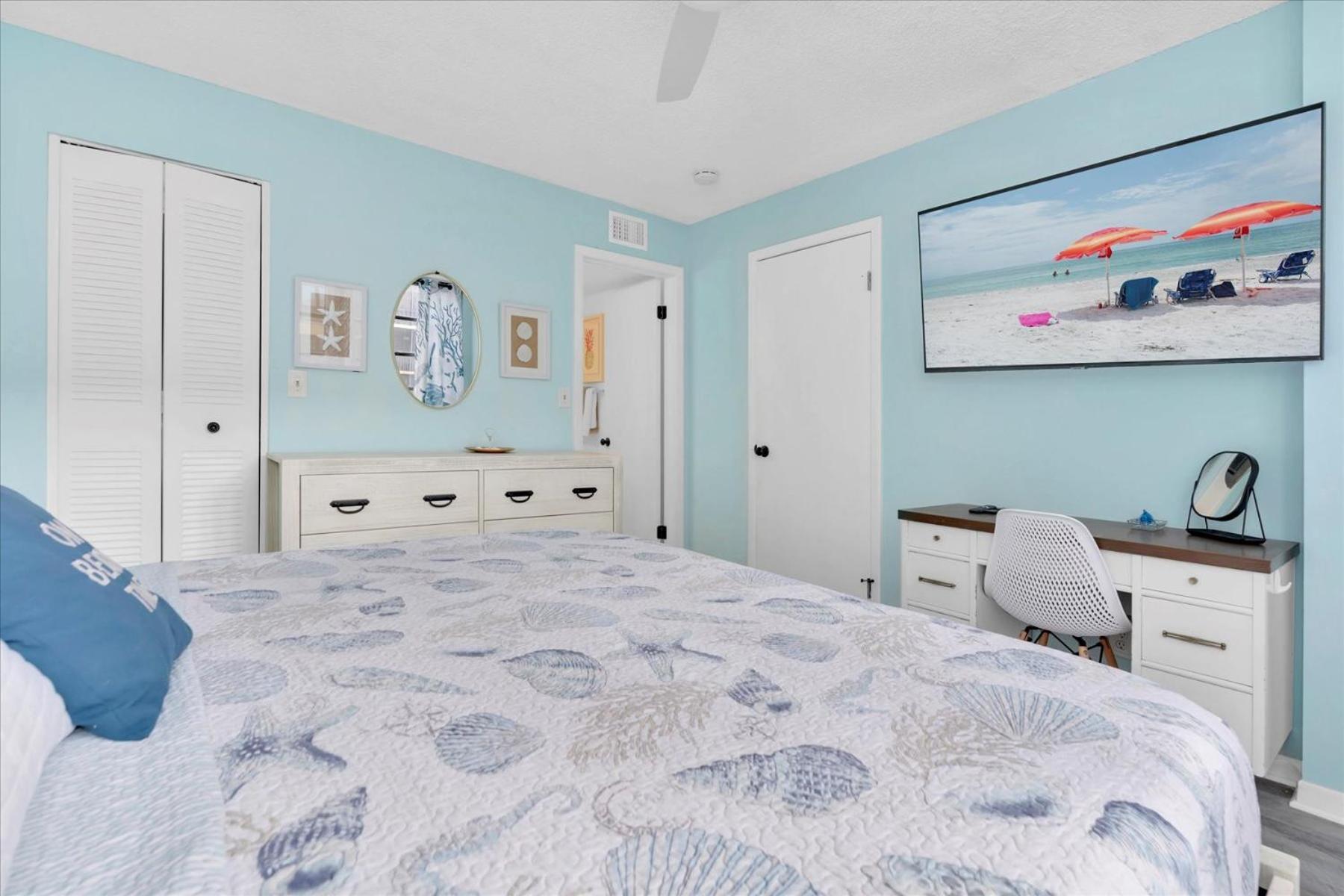 Apartment Indian Shores Waterway View, Walk To Beach, Pool Hot Tub, Dock