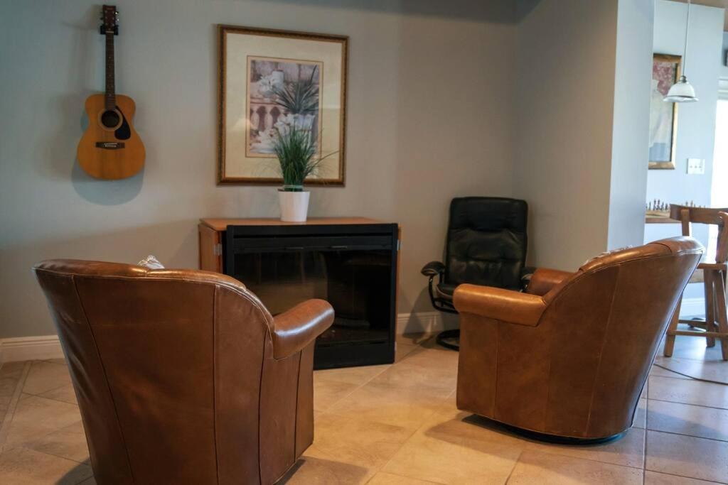 Holiday home Irb Surf House Waterfront Oasis+ Sunshine +fun Kayaks