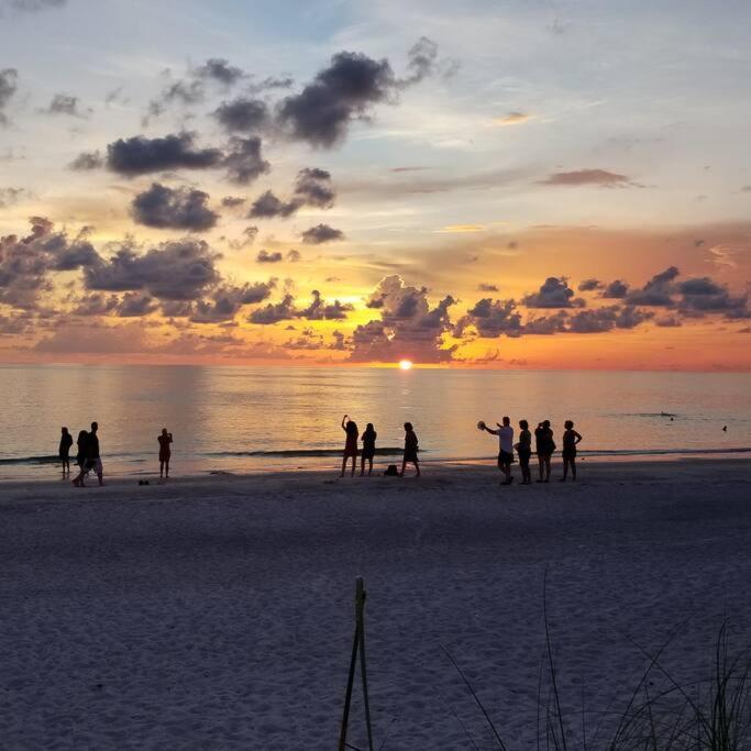 Irb Surf House Waterfront Oasis+ Sunshine +fun Kayaks Holiday home Clearwater Beach