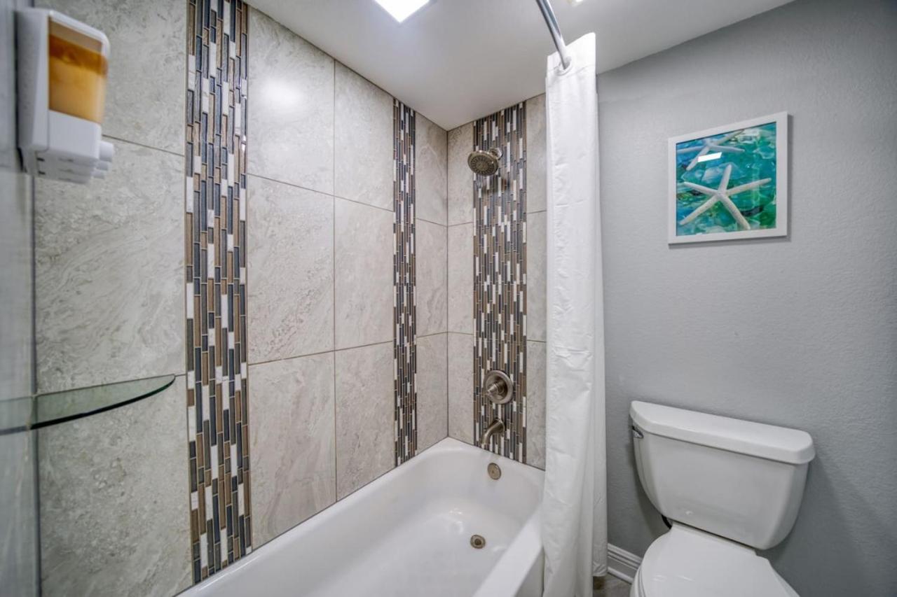 Holiday home 2,000 Sq Ft With Private Indoor Poolside Unit 4 At Four Shores Clearwater Beach