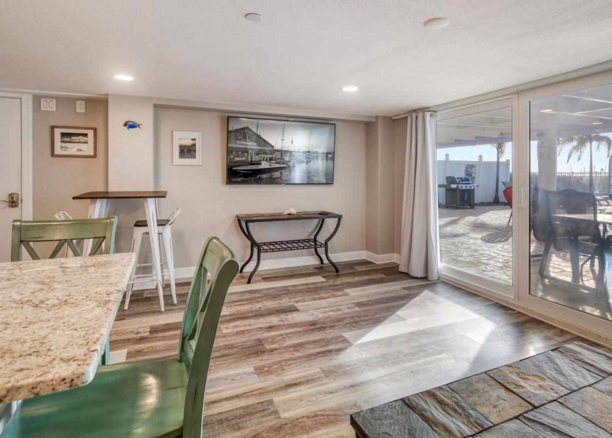 Holiday home 2,000 Sq Ft With Private Indoor Poolside Unit 4 At Four Shores Clearwater Beach
