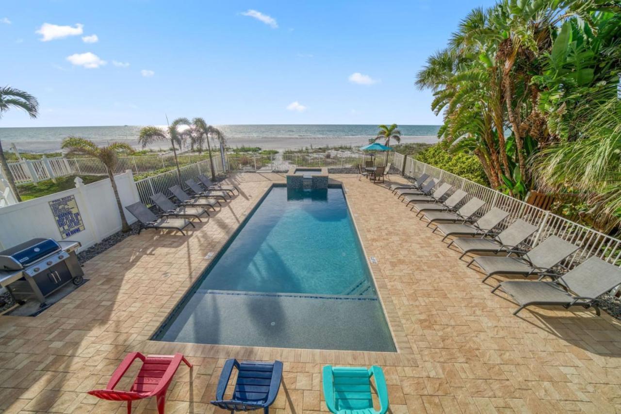 2,000 Sq Ft With Private Indoor Poolside Unit 4 At Four Shores Holiday home *