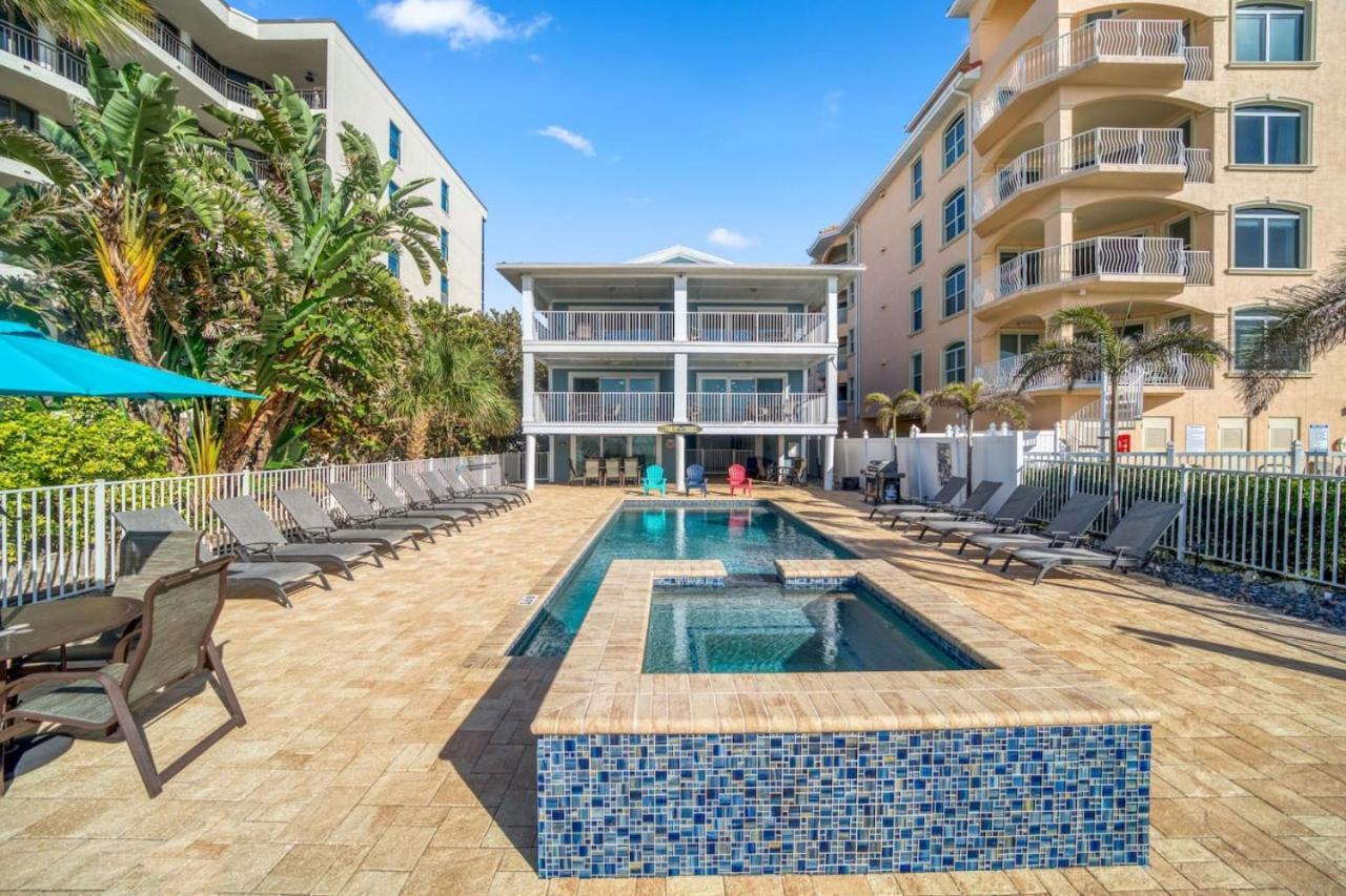 2,000 Sq Ft With Private Indoor Poolside Unit 4 At Four Shores * Clearwater Beach