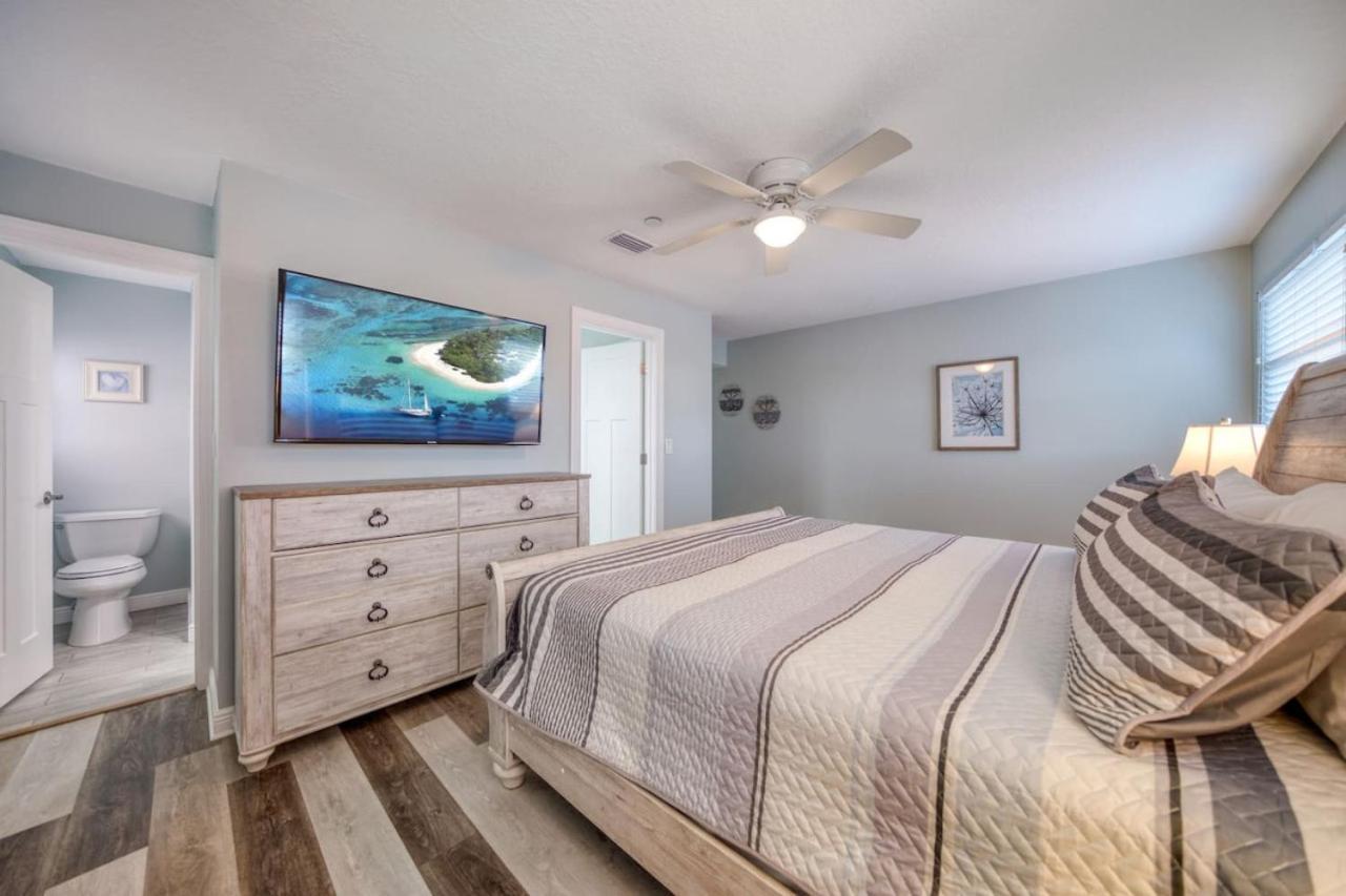Holiday home Four Shores Unit 2 Sunset Direct Gulf With Pool And *