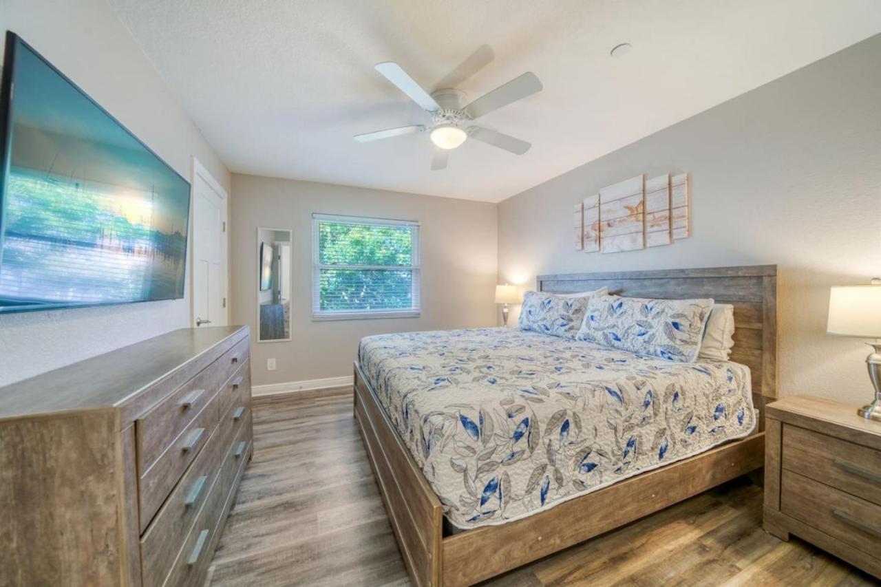 Holiday home Four Shores Unit 3 Gulf Direct Gulf With Pool And Clearwater Beach