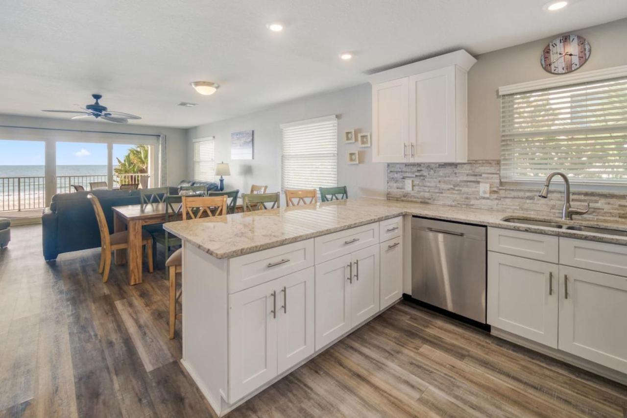 Four Shores Unit 3 Gulf Direct Gulf With Pool And *