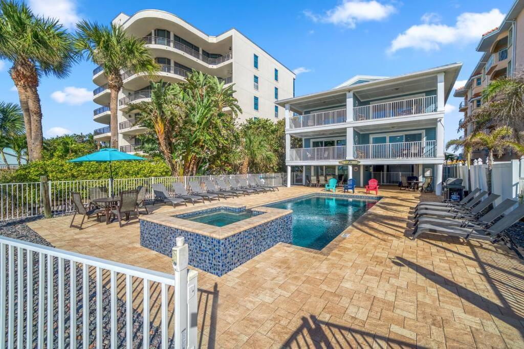 Holiday home Four Shores Unit 1 Direct Gulf With Pool & Clearwater Beach