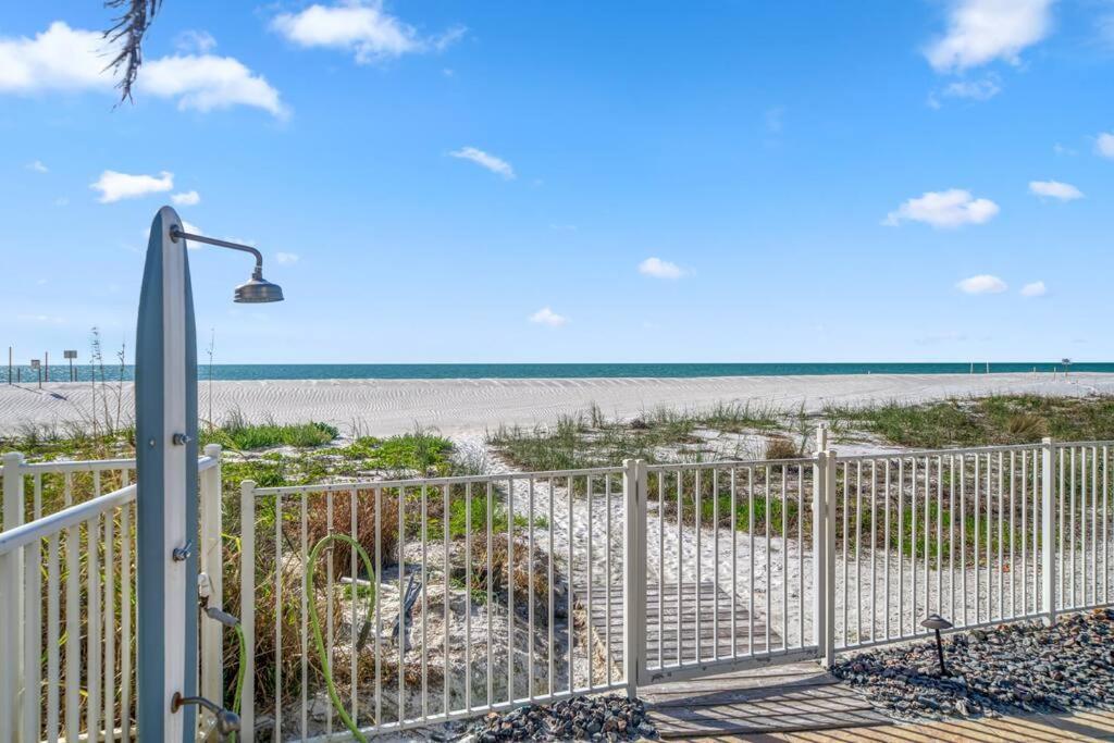 Four Shores Unit 1 Direct Gulf With Pool &