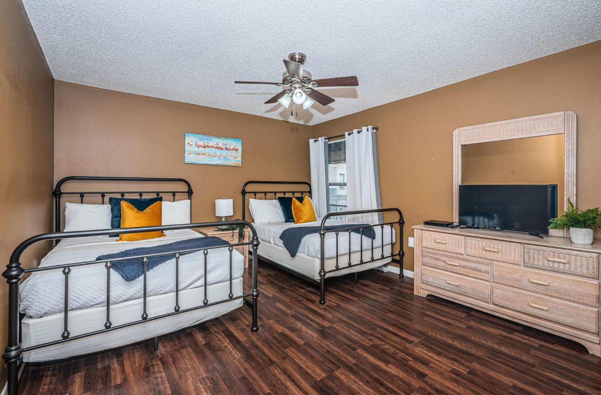 Of Clearwater - Unit A12 Holiday home
