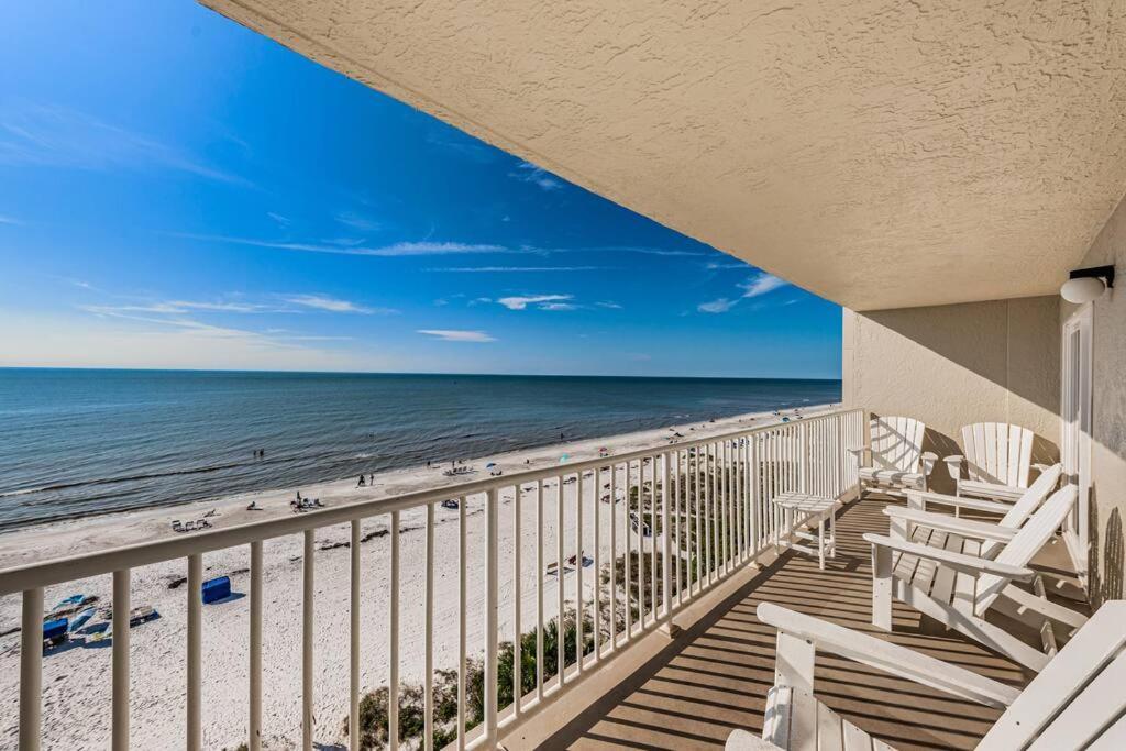 Apartment Living Beachfront *