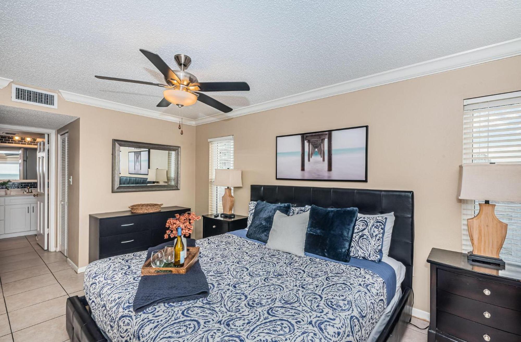 Of Clearwater - Unit A11 Holiday home *