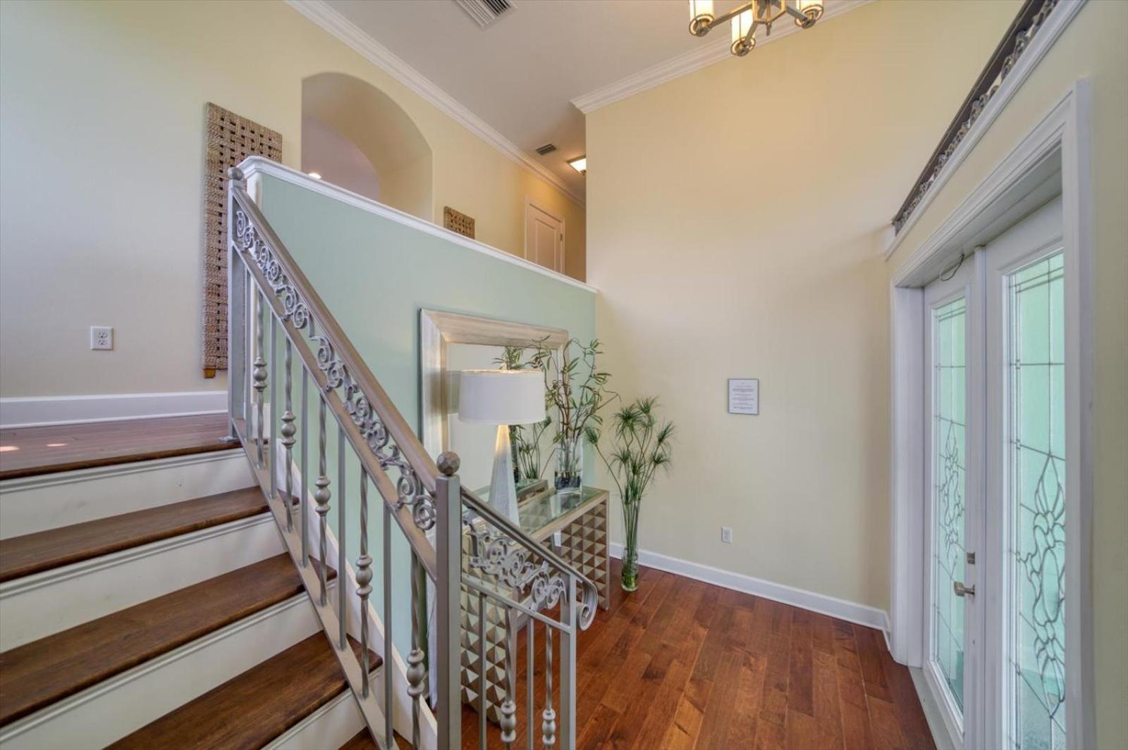 Holiday home Waterfront Luxury W/ Heated Salt Pool & Golf Cart Clearwater Beach