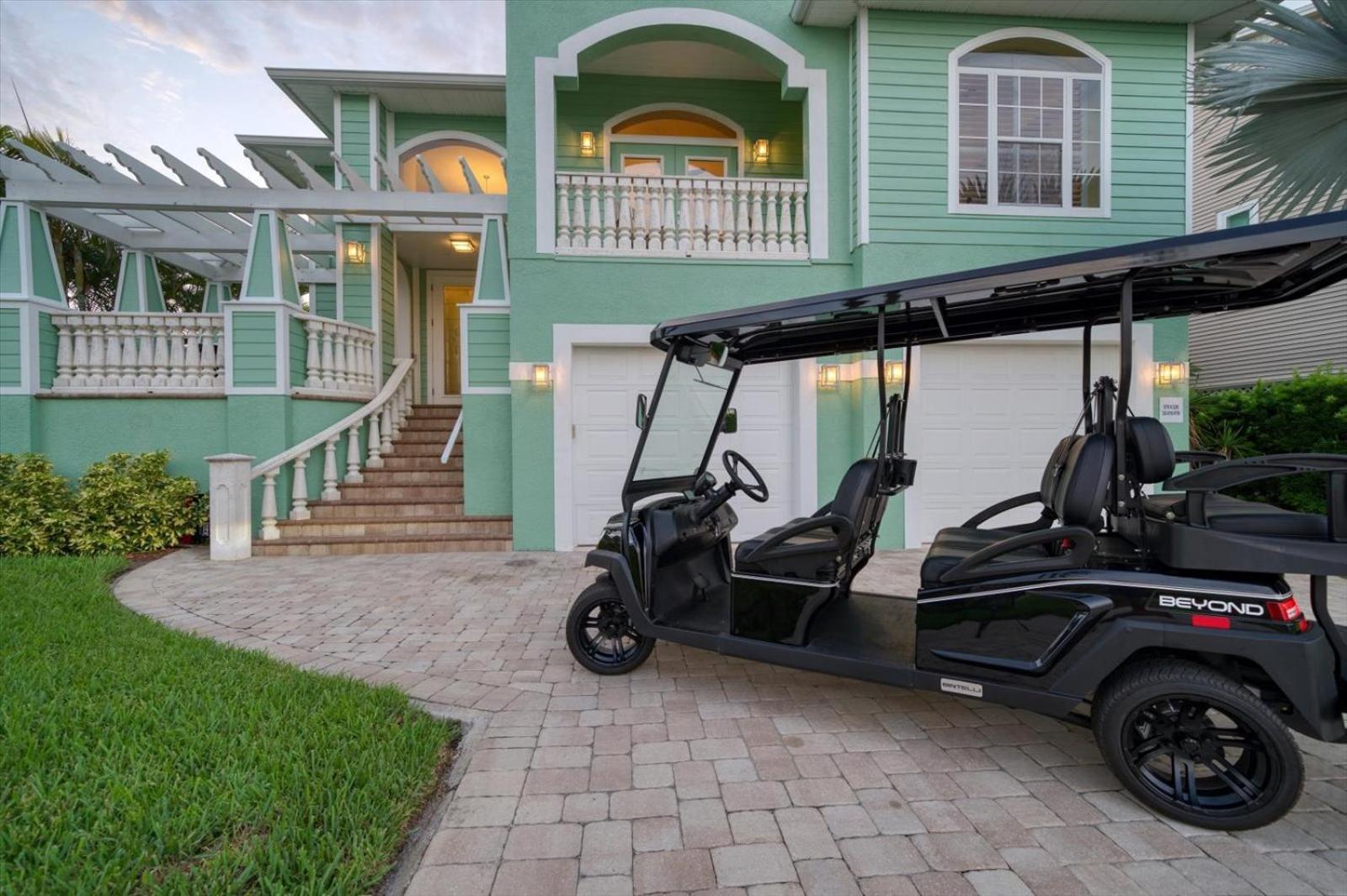 Waterfront Luxury W/ Heated Salt Pool & Golf Cart *
