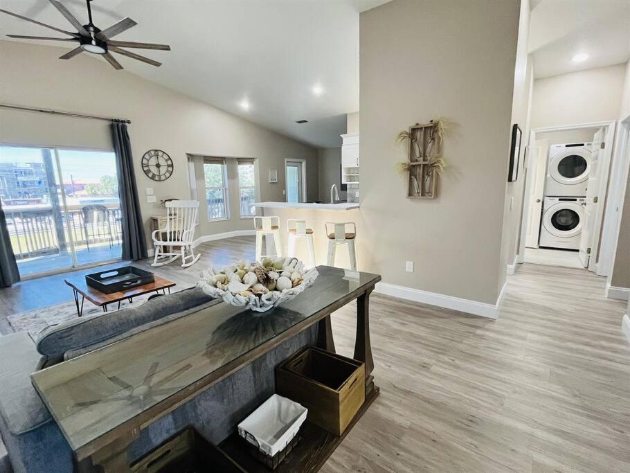6 Bedrooms 4 Bath With And Heated Pool Holiday home Clearwater Beach