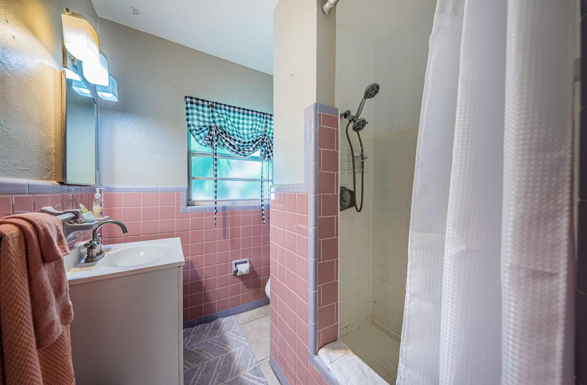 Tropical Blue Water Beachside 7 Apartment Clearwater Beach