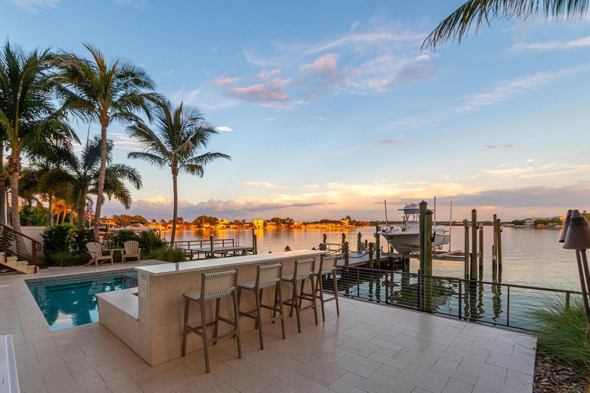 Bayside Paradise Mansion *