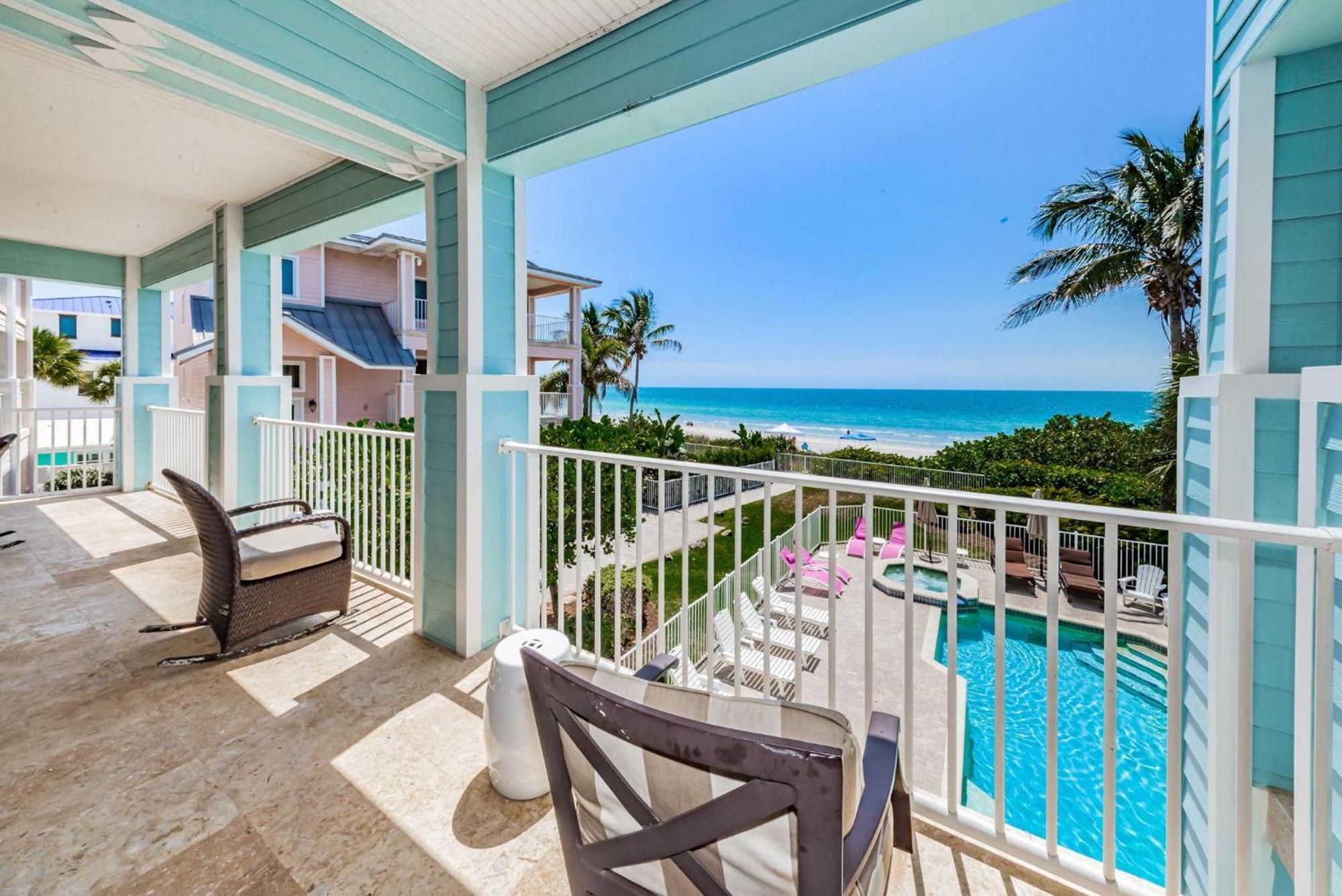 Exclusive Aqua Escape Holiday home Clearwater Beach