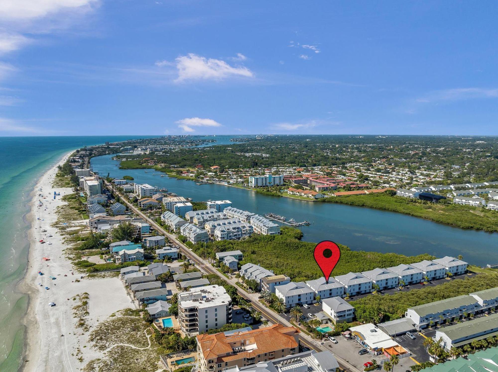 Perfect 2-bed 2-bath Townhome With 1390 Sq Ft And Garage By The Apartment