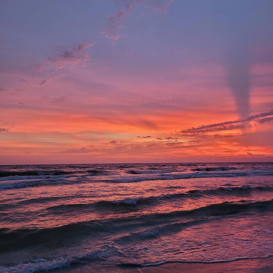 Beach Condo *