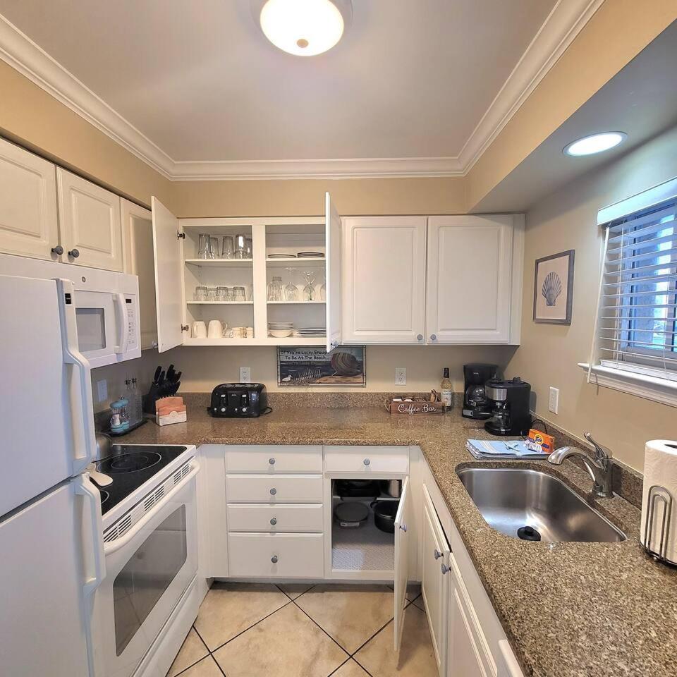 Beach Condo * Clearwater Beach