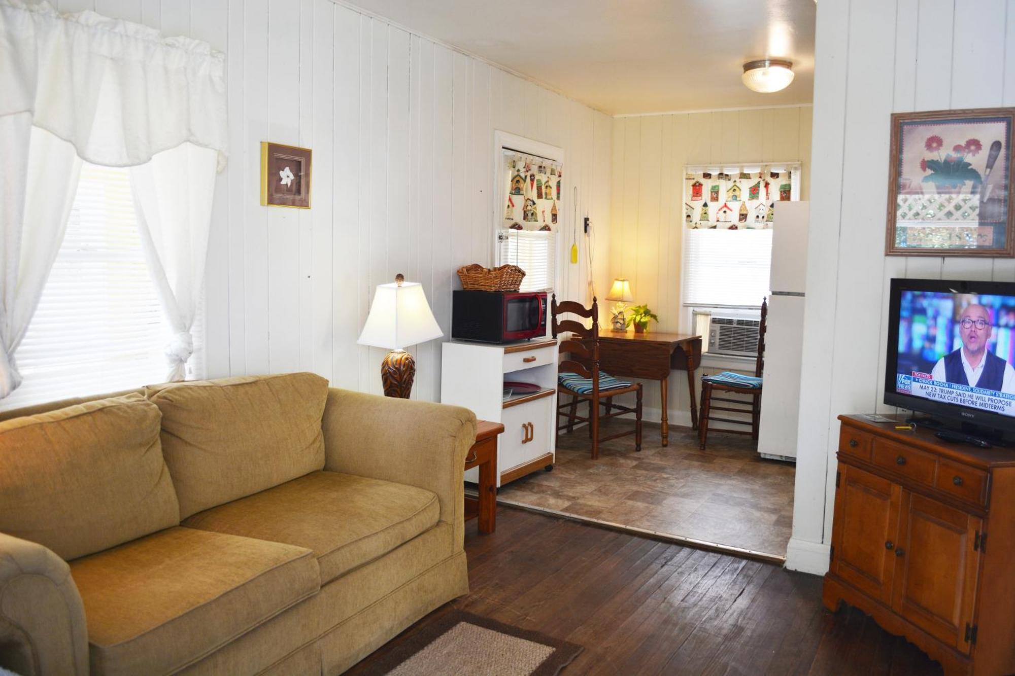 Sunshine Cozy Holiday home *