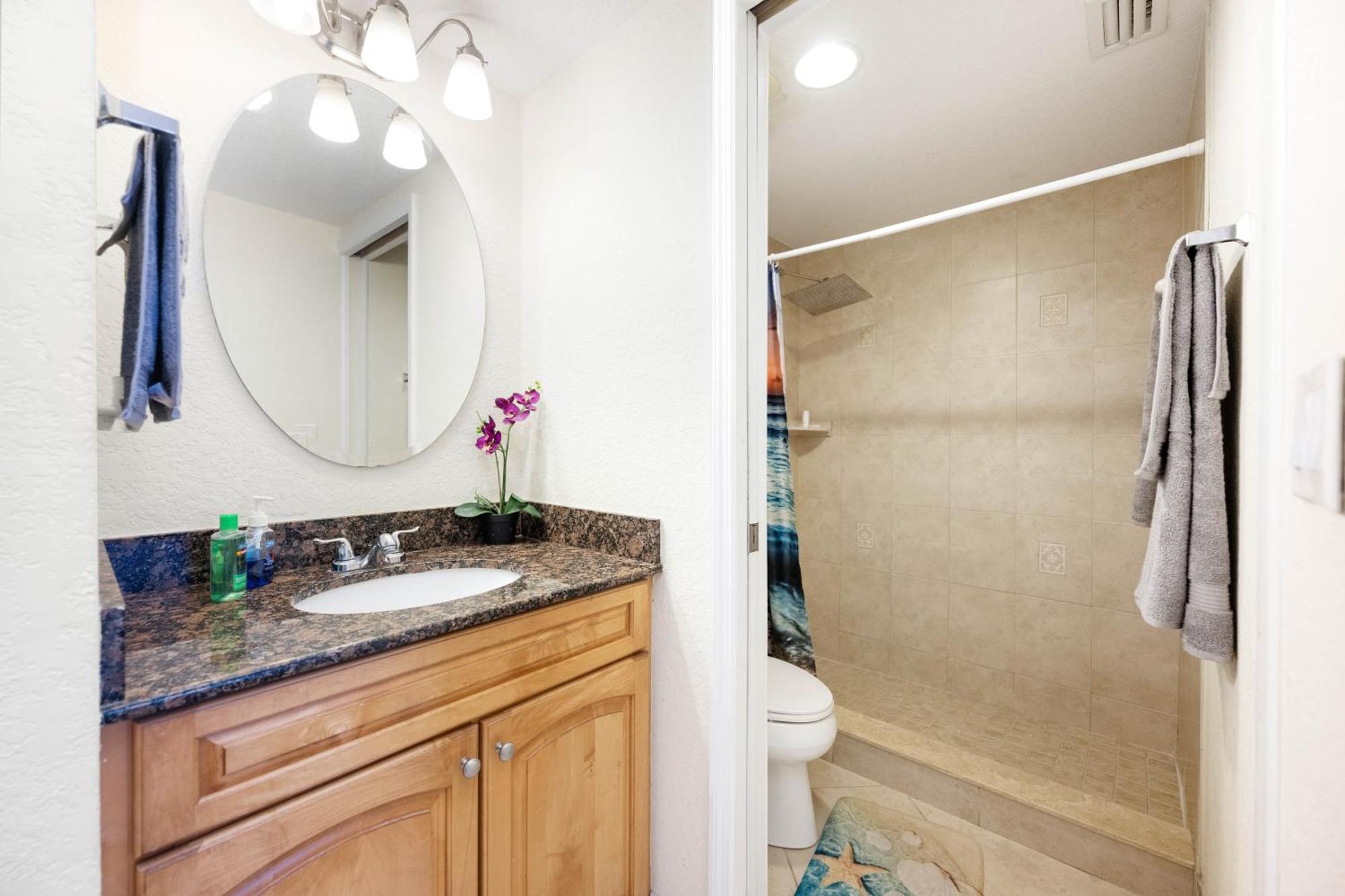 Lovely Clearwater Ocean Front Great Location 2bd * Clearwater Beach