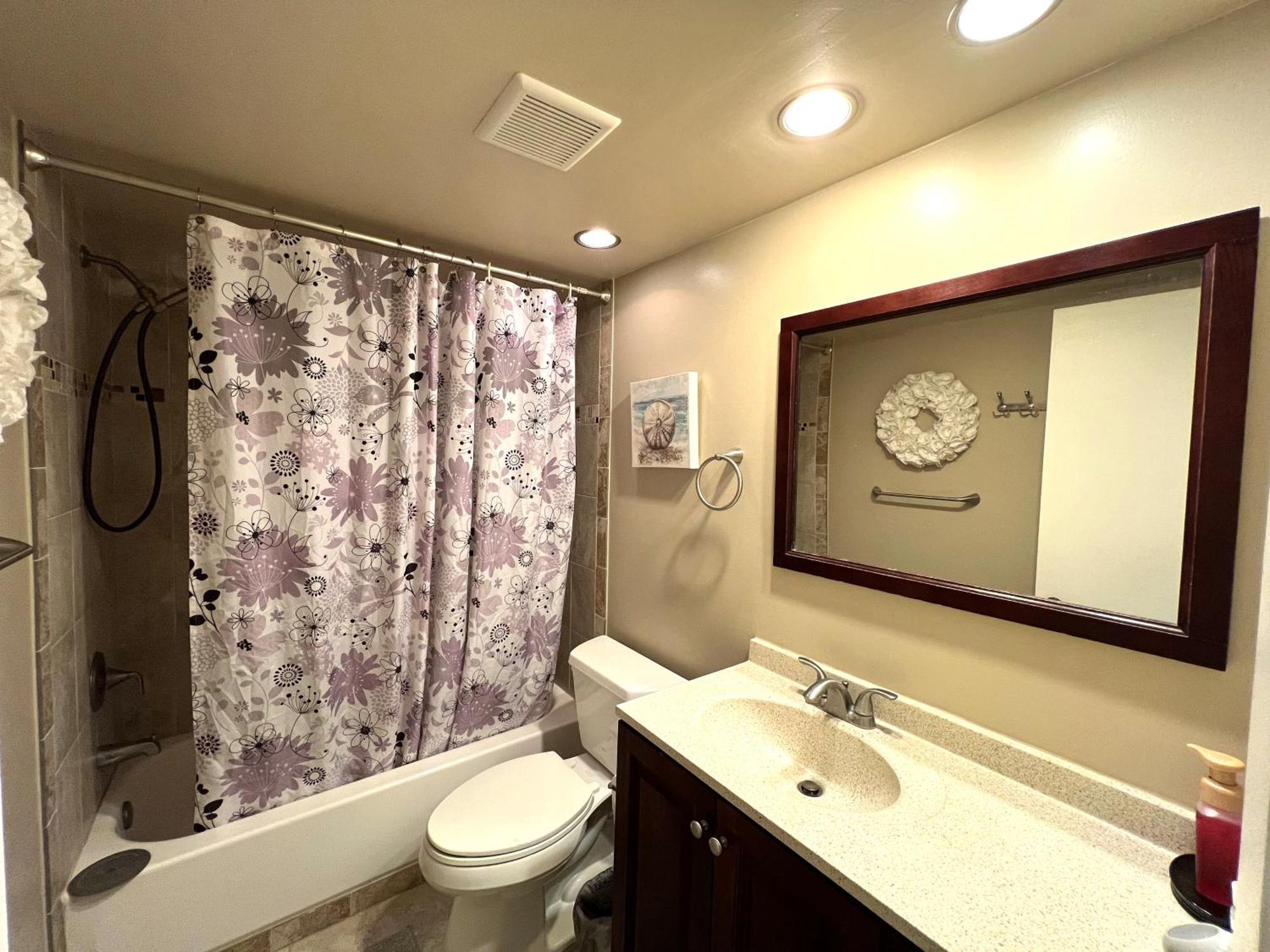 Holiday home Bayshore Yatch Tennis 2br 3 Beds, Walking Distance To Beautiful Quite