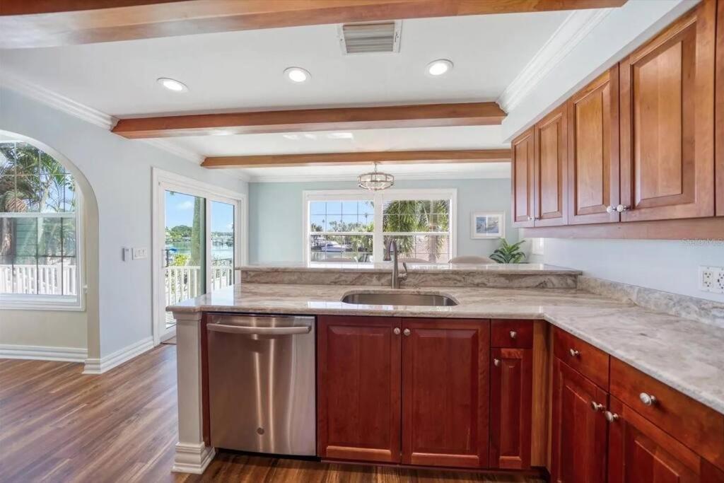 Waterfront Indian Rocks Gem