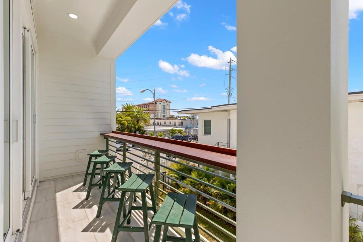 New! The Jade House At The Gemma - Stunning 6 Bed, 7 Bath Home With Private Pool And Hot Tub, Steps To The Beach