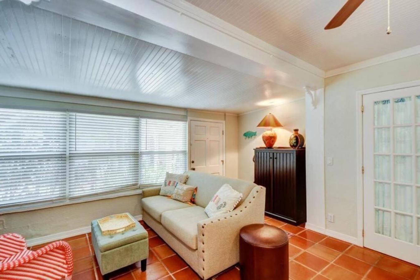 Seaside Retreat #3 *