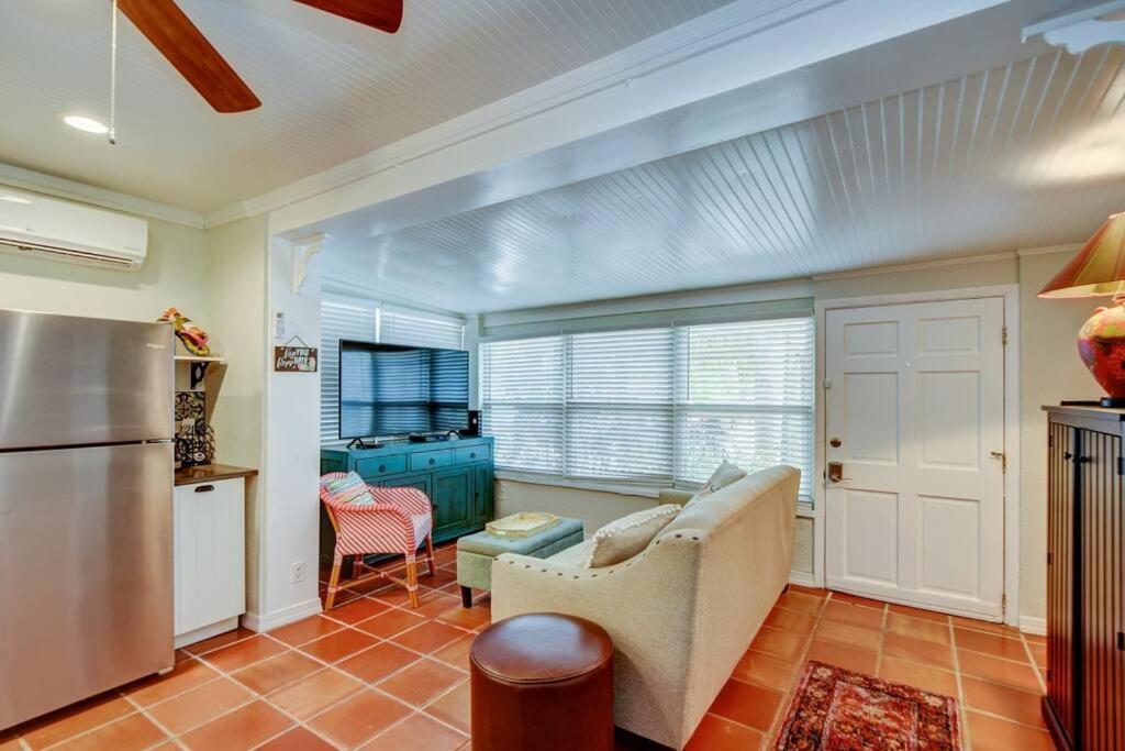 Seaside Retreat #3 *