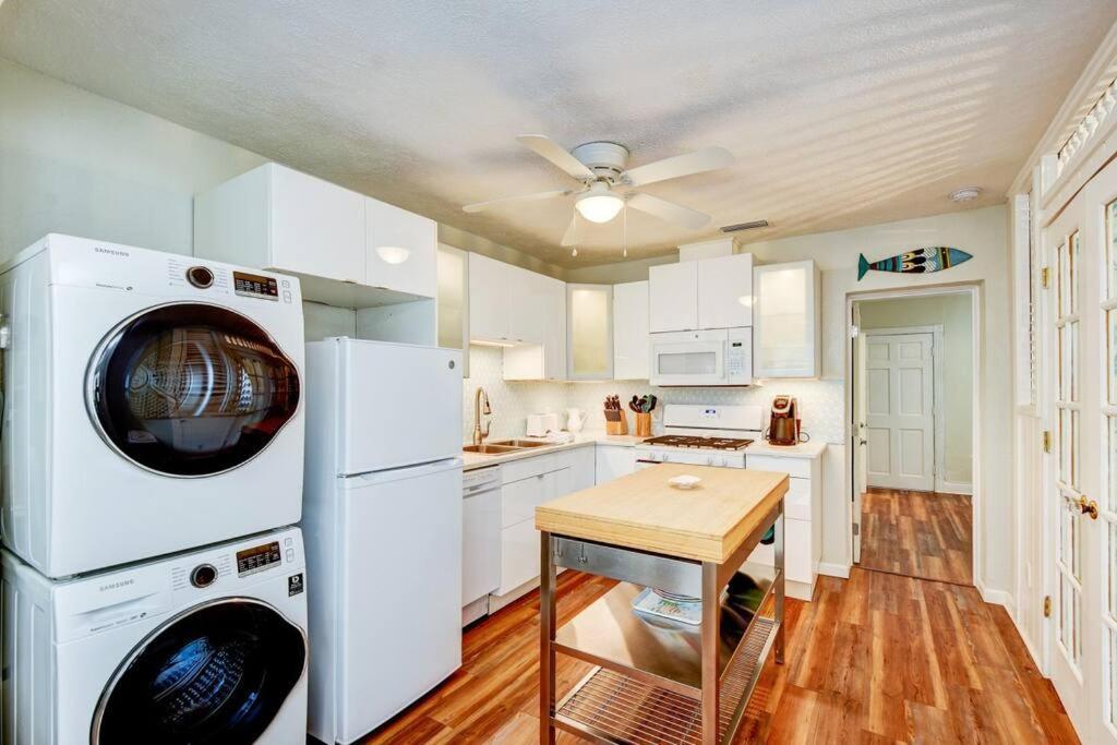 Seaside Retreat #2. Apartment