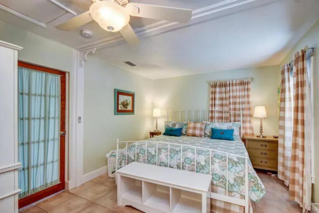 Seaside Retreat #1 Apartment