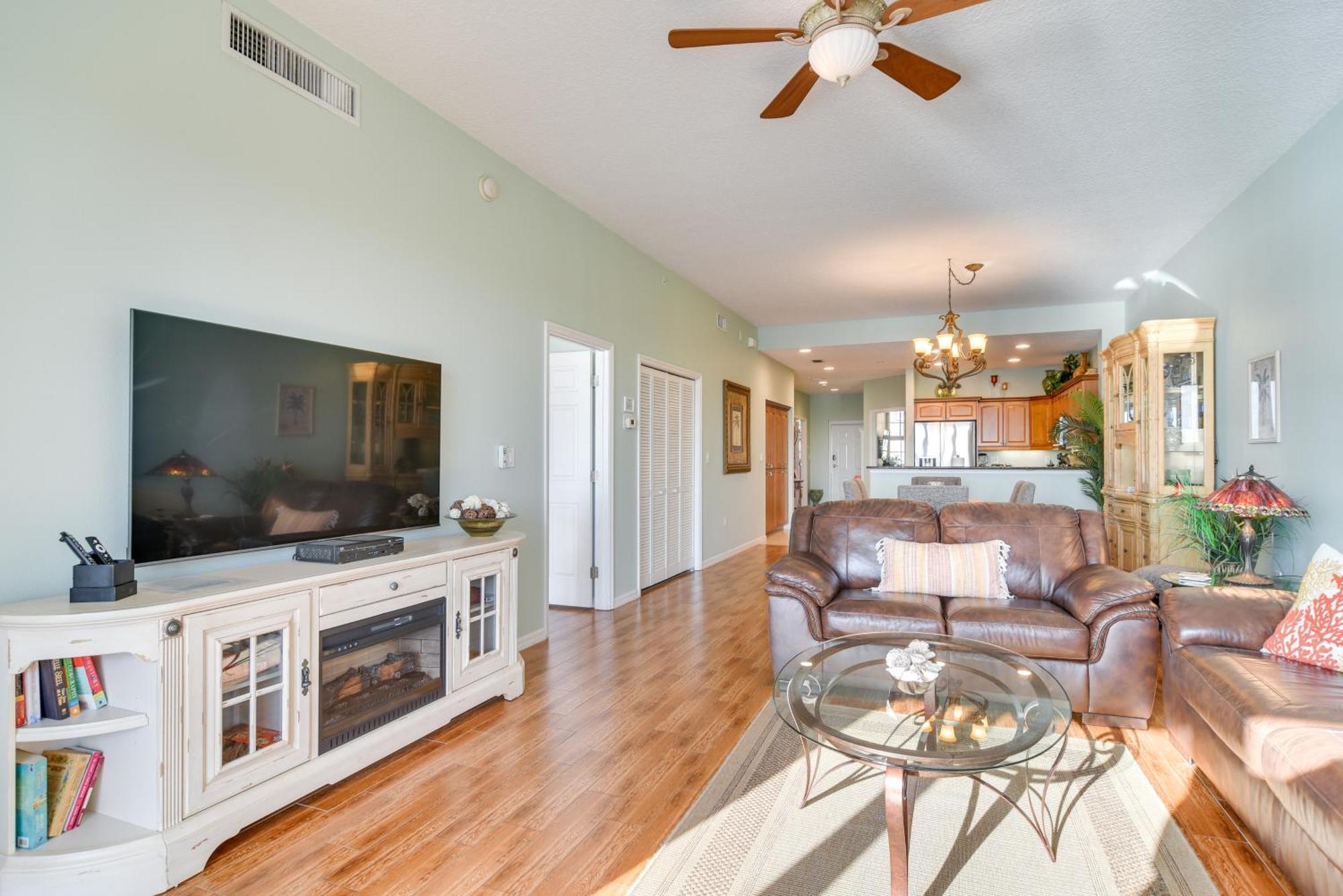 Apartment Coastal With Harbor Views Steps To Beach!